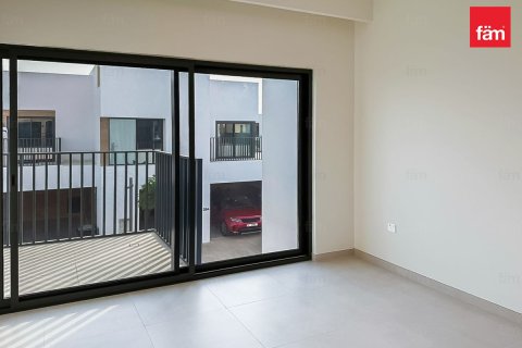 Villa in Dubai 3 bedrooms, 125 sq.m. № 123906 - photo 7