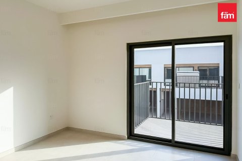 Villa in Dubai 3 bedrooms, 125 sq.m. № 123906 - photo 8