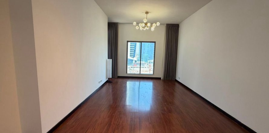 Квартира в Дубае, 2 спальни, 117.8м², № 118331