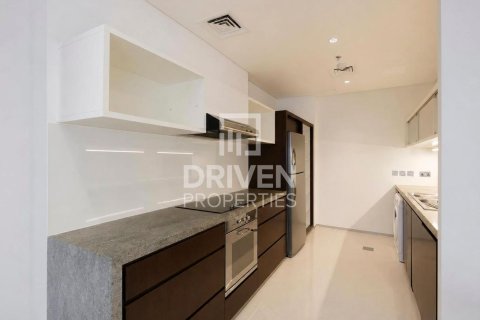 Снять в аренду квартиру в Sheikh Zayed Road, Дубай: 2 спальни, 106м², № 128526 - фото 12