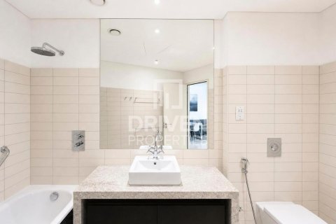 Снять в аренду квартиру в Sheikh Zayed Road, Дубай: 2 спальни, 106м², № 128526 - фото 14