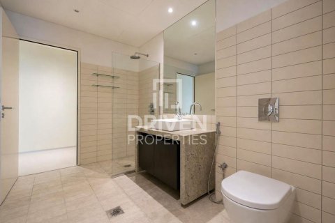 Снять в аренду квартиру в Sheikh Zayed Road, Дубай: 3 спальни, 209.96м², № 128527 - фото 15