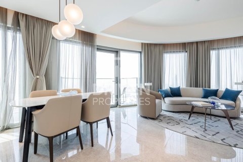 Снять в аренду квартиру в Address Harbour Point, Dubai Creek Harbour (The Lagoons), Дубай: 2 спальни, 102.01м², № 128130 - фото 3