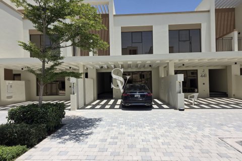 Adosado en Damac Lagoons, Dubai, 4 dormitorios, 144 m², № 115610 - foto 4