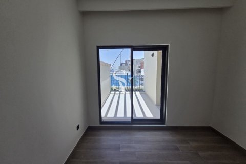 Adosado en Damac Lagoons, Dubai, 4 dormitorios, 144 m², № 115610 - foto 13