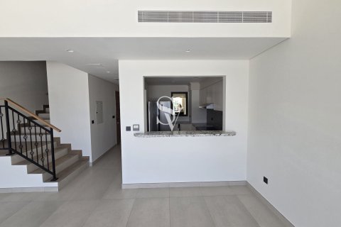 Adosado en Damac Lagoons, Dubai, 4 dormitorios, 144 m², № 115610 - foto 16