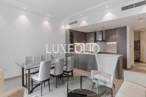 Купить квартиру в Дубай Марине, Дубай: 3 спальни, 167м², № 45706 - фото 2