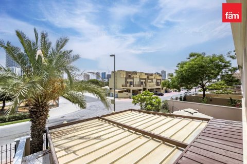 Adosado en Dubai, 2 dormitorios, 240 m², № 115184 - foto 6