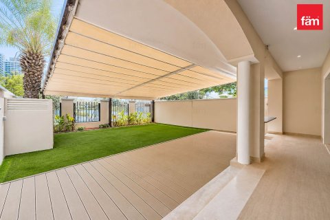 Adosado en Dubai, 2 dormitorios, 240 m², № 115184 - foto 4