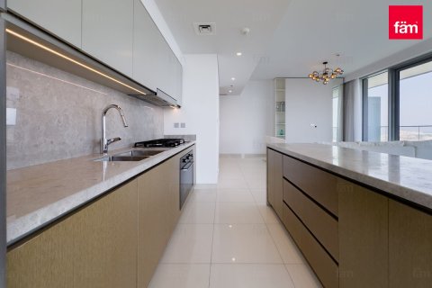 Apartment in Dubai Harbour, Dubai 3 bedrooms, 166.8 sq.m. № 115185 - photo 12