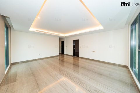 Villa en Dubai, 8 dormitorios, 723.7 m², № 134816 - foto 12