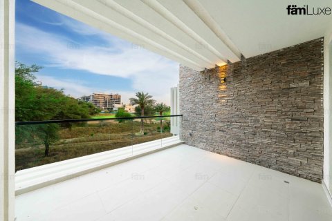 Villa en Dubai, 8 dormitorios, 723.7 m², № 134816 - foto 13