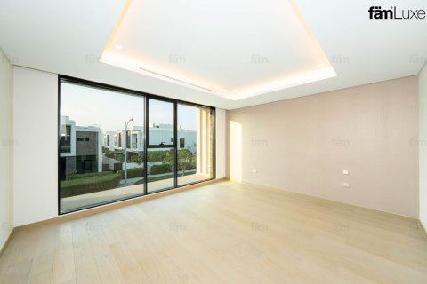 Villa en Dubai, 8 dormitorios, 723.7 m², № 134816 - foto 11