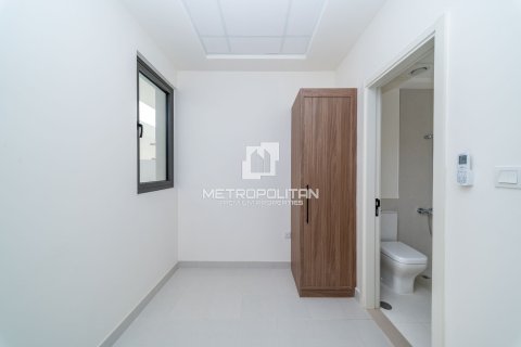 Adosado en Town Square, Dubai, 4 dormitorios, 262 m², № 73755 - foto 8