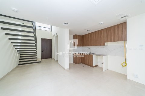 Adosado en Town Square, Dubai, 4 dormitorios, 262 m², № 73755 - foto 4