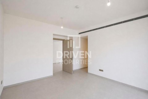 Снять в аренду виллу в Джабаль-Али, Дубай: 4 спальни, 629.98м², № 128368 - фото 11