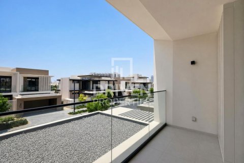 Снять в аренду виллу в Джабаль-Али, Дубай: 4 спальни, 629.98м², № 128368 - фото 29