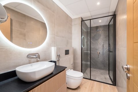 Apartamento en Jumeirah Lake Towers, Dubai, 1 dormitorio, 79.9 m², № 138886 - foto 8