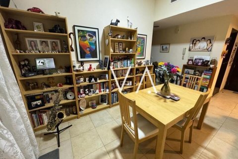 Apartment in Bur Dubai, Dubai 1 bedroom, 115.5 sq.m. № 52686 - photo 6