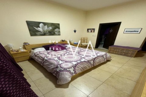 Apartment in Bur Dubai, Dubai 1 bedroom, 115.5 sq.m. № 52686 - photo 21