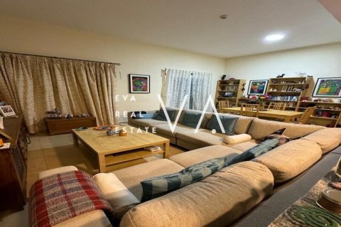 Apartment in Bur Dubai, Dubai 1 bedroom, 115.5 sq.m. № 52686 - photo 12