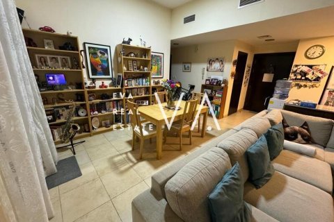 Apartment in Bur Dubai, Dubai 1 bedroom, 115.5 sq.m. № 52686 - photo 4