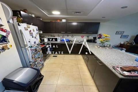 Apartment in Bur Dubai, Dubai 1 bedroom, 115.5 sq.m. № 52686 - photo 24