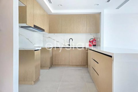 Снять в аренду таунхаус в Villanova, Dubai Land, Дубай: 3 спальни, 165м², № 37912 - фото 5