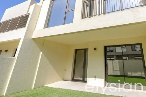 Townhouse in EMAAR South, Dubai South (Dubai World Central), Dubai 3 bedrooms, 144 sq.m. № 37908 - photo 2