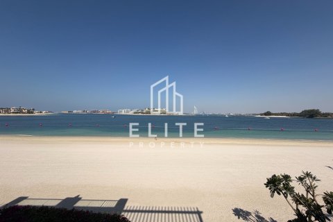 Villa in Palma Residences, Palm Jumeirah, Dubai 5 bedrooms, 264 sq.m. № 121599 - photo 18