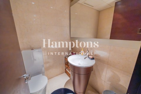 Apartamento en Burj Khalifa, Dubai, 1 dormitorio, 102.47200900 m², № 141720 - foto 16
