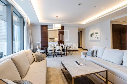 Снять в аренду квартиру в The Address Sky View Towers, Даунтаун Дубай (Даунтаун Бурдж Дубай), Дубай: 3 спальни, 187.48м², № 128569 - фото 2