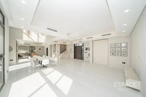 Villa in Al Furjan, Dubai 5 bedrooms, 446 sq.m. № 122944 - photo 3