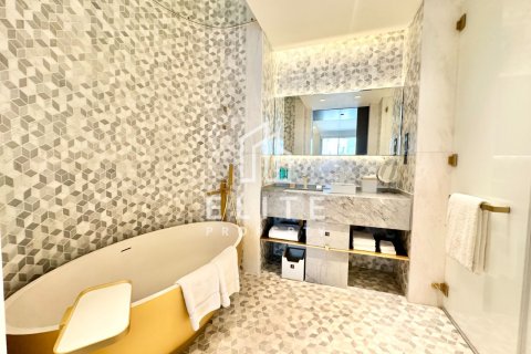 Apartment in FIVE Palm Jumeirah, Palm Jumeirah, Dubai studio, 57 sq.m. № 139013 - photo 8