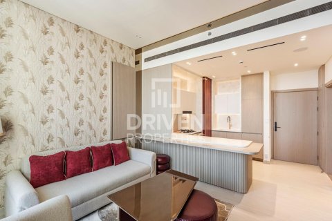 Apartment in Jumeirah Village Circle, Dubai 1 bedroom, 74.88 sq.m. № 129151 - photo 2