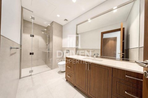 Снять в аренду виллу в Джумейре, Дубай: 4 спальни, 397.63м², № 129145 - фото 24