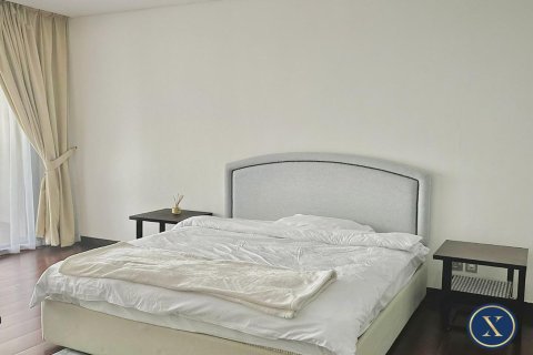 Снять в аренду квартиру в Пальме Джумейре, Дубай: 2 спальни, 164м², № 46259 - фото 2