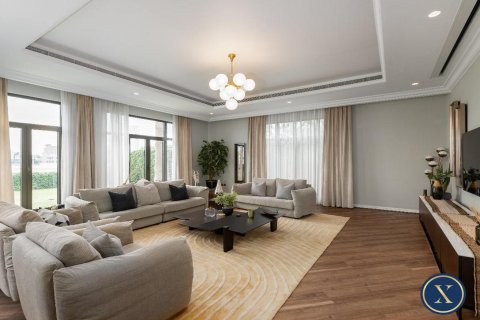 Снять в аренду виллу в Пальме Джумейре, Дубай: 6 спален, 650м², № 46260 - фото 6