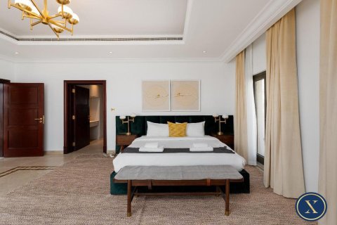 Снять в аренду виллу в Пальме Джумейре, Дубай: 6 спален, 650м², № 46260 - фото 3