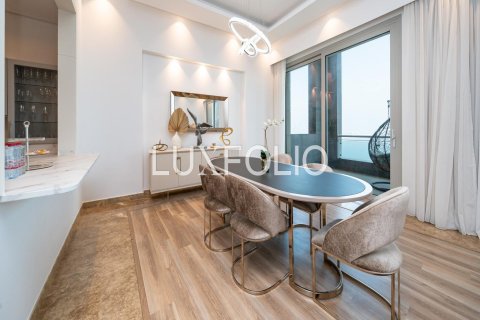 Apartment in The Crescent, Palm Jumeirah, Dubai 3 bedrooms, 267 sq.m. № 46257 - photo 8