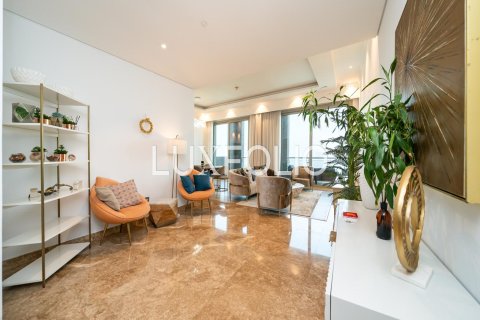 Apartment in The Crescent, Palm Jumeirah, Dubai 3 bedrooms, 267 sq.m. № 46257 - photo 4