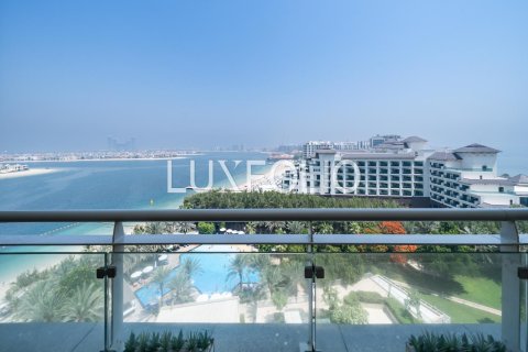 Квартира в The Crescent, Пальма Джумейра, Дубай, 3 спальни, 267м², № 46257