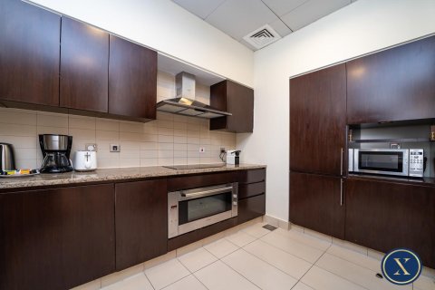 Снять в аренду квартиру в Пальме Джумейре, Дубай: 1 спальня, 120м², № 46268 - фото 7