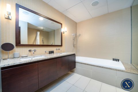 Снять в аренду квартиру в Пальме Джумейре, Дубай: 1 спальня, 120м², № 46268 - фото 17