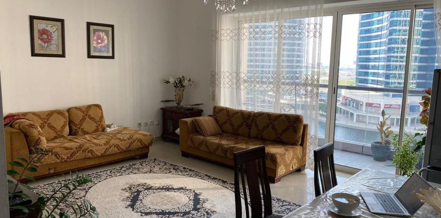 Квартира в Дубае, 2 спальни, 121.7м², № 118765