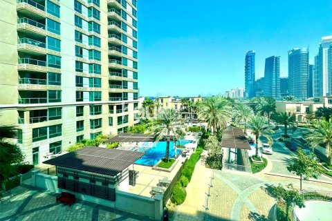 Apartment in Emaar 6 Towers, Dubai Marina, Dubai 3 bedrooms, 226 sq.m. № 43675 - photo 5