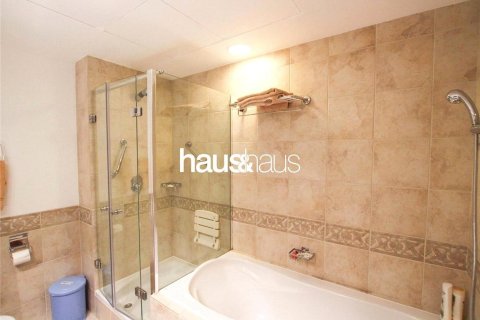 Apartment in Emaar 6 Towers, Dubai Marina, Dubai 3 bedrooms, 226 sq.m. № 43675 - photo 19