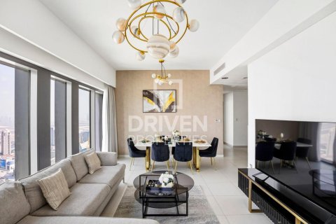 Apartamento en Burj Royale, Downtown Dubai (Downtown Burj Dubai), Dubai, 3 dormitorios, 122.35 m², № 138872