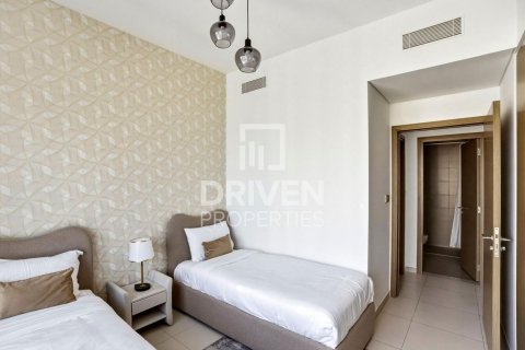 Снять в аренду квартиру в Burj Royale, Даунтаун Дубай (Даунтаун Бурдж Дубай), Дубай: 3 спальни, 122.35м², № 138872 - фото 17