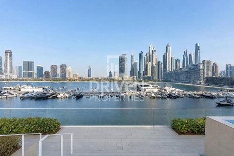 Снять в аренду квартиру в EMAAR Beachfront, Dubai Harbour, Дубай: 4 спальни, 286.51м², № 138875 - фото 29